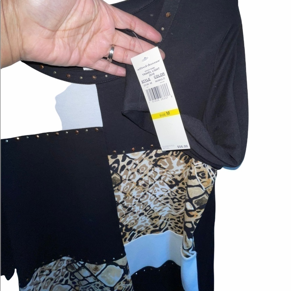 NWT- Alfred Dunner Travel Light Multi Color Block Top. Size Med - Picture 3 of 4